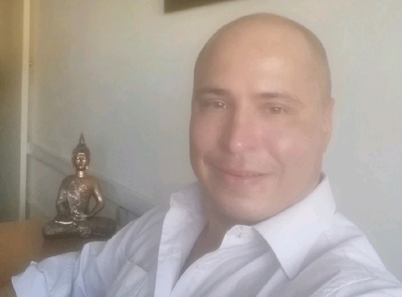 Lic. y MBA aspirant Edgard Zuluaga | Gerente Comercial en Gecos Transformación Digital | Desarrollo de Negocios, ventas, marketing y estrategia comercial